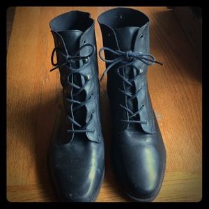 Vintage Nine West leather boots